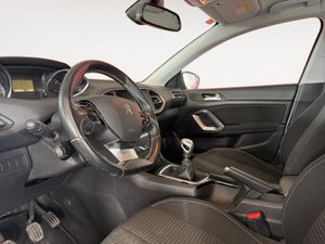 Peugeot 308 SW Access BlueHDI 75KW (100CV)  - Foto 13