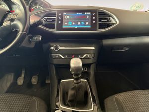 Peugeot 308 SW Access BlueHDI 75KW (100CV)  - Foto 17