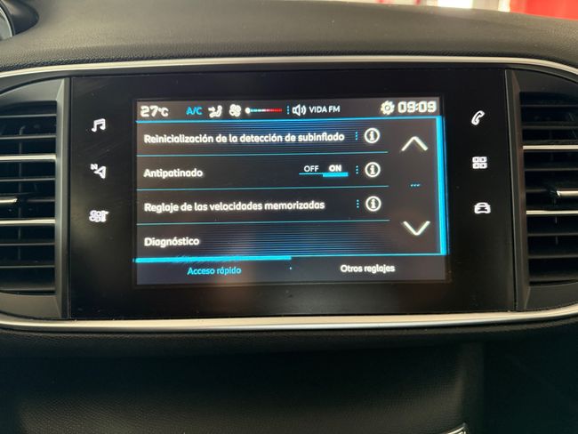 Peugeot 308 SW Access BlueHDI 75KW (100CV)  - Foto 16