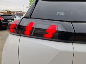 Peugeot 2008 Active Pack BlueHDI 81kW (110CV)  - Foto 23