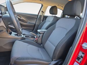 Hyundai i30 1.0 TGDI Essence Fastback  - Foto 13