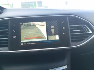 Peugeot 308 5p Tech Edition 1.5 BlueHDi 96KW (130CV)  - Foto 25