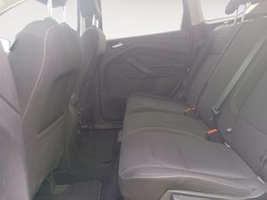 Ford Kuga 1.5 EcoBoost 88kW A-S-S 4x2 ST-Line  - Foto 19