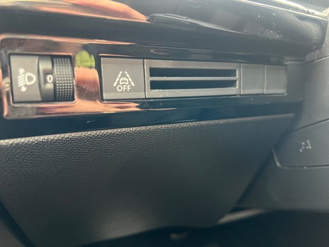 Peugeot 508 SW Active Pack BlueHDi 130 S&S EAT8  - Foto 17