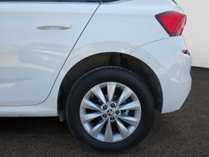 Skoda Kamiq 1.0 TSI 81kW (110CV) DSG Ambition  - Foto 35