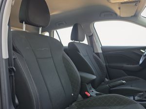 Skoda Kamiq 1.0 TSI 81kW (110CV) DSG Ambition  - Foto 23