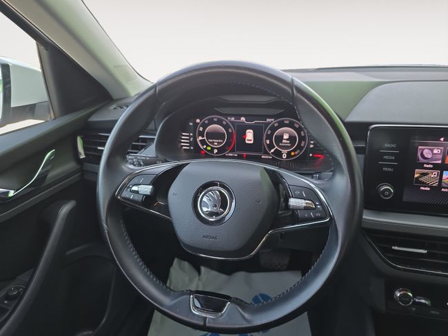 Skoda Kamiq 1.0 TSI 81kW (110CV) DSG Ambition  - Foto 10