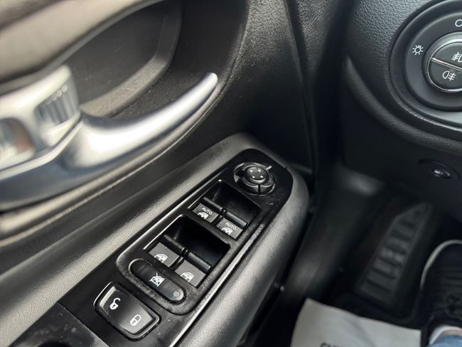 Jeep Renegade Longitude 1.3 PHEV 140kW (190CV) AT EAWD  - Foto 20