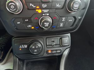 Jeep Renegade Longitude 1.3 PHEV 140kW (190CV) AT EAWD  - Foto 33