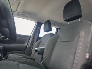 Jeep Renegade Longitude 1.3 PHEV 140kW (190CV) AT EAWD  - Foto 13