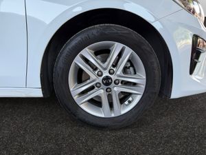 Kia Ceed 1.0 T-GDi 74kW (100CV) Drive  - Foto 39