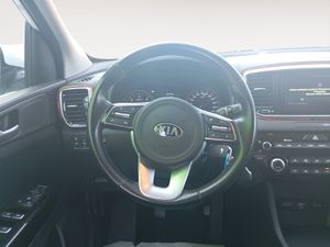 Kia Sportage 1.6 MHEV Black Edition 100kW (136CV) 4x2  - Foto 17