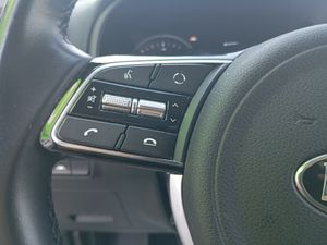 Kia Sportage 1.6 MHEV Black Edition 100kW (136CV) 4x2  - Foto 25