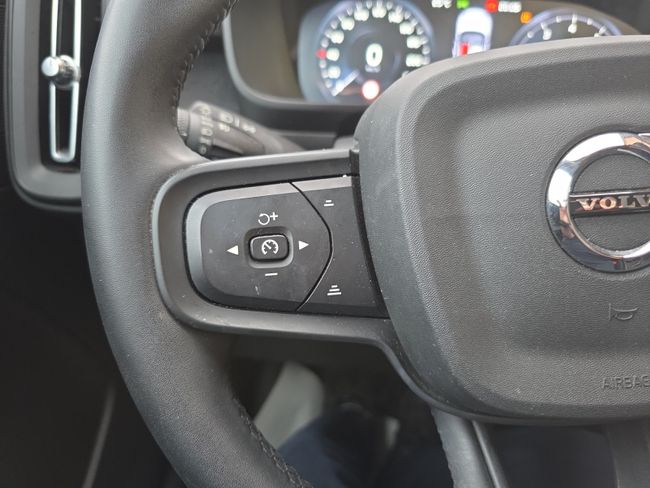 Volvo XC40 1.5 T2 Essential  - Foto 19