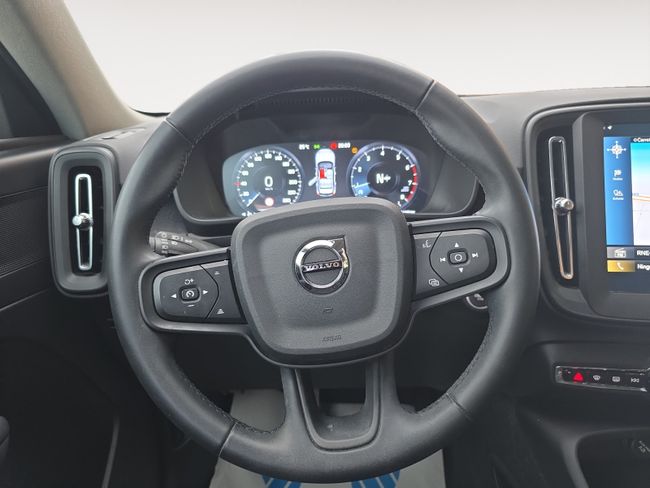 Volvo XC40 1.5 T2 Essential  - Foto 11