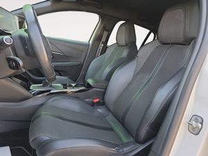 Peugeot 208 BlueHDi 73kW (100CV) GT  - Foto 13