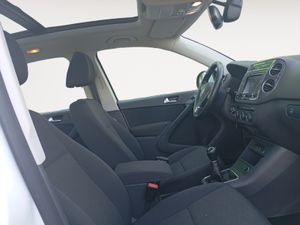 Volkswagen Tiguan T1 2.0 TDI 110CV BMT 4x2  - Foto 29