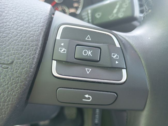 Volkswagen Tiguan T1 2.0 TDI 110CV BMT 4x2  - Foto 19