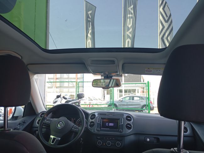 Volkswagen Tiguan T1 2.0 TDI 110CV BMT 4x2  - Foto 13