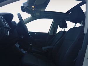 Volkswagen Tiguan T1 2.0 TDI 110CV BMT 4x2  - Foto 13