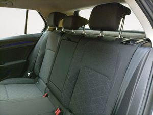 Volkswagen Golf Life 2.0 TDI 110kW (150CV) DSG  - Foto 23