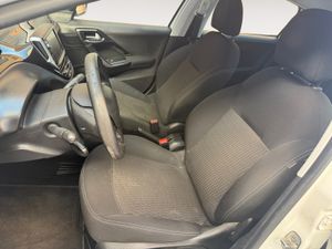 Peugeot 208 5P ACTIVE BlueHDi 73kW (100CV)  - Foto 13