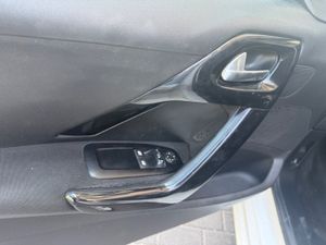 Peugeot 208 5P ACTIVE BlueHDi 73kW (100CV)  - Foto 35