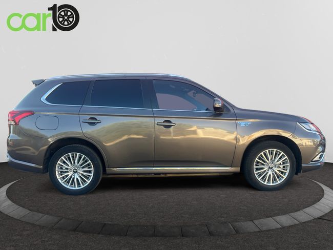 Mitsubishi Outlander 2.4 PHEV Kaiteki Auto 4WD MY19.5  - Foto 22