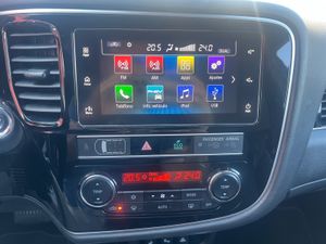 Mitsubishi Outlander 2.4 PHEV Kaiteki Auto 4WD MY19.5  - Foto 37