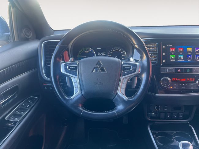 Mitsubishi Outlander 2.4 PHEV Kaiteki Auto 4WD MY19.5  - Foto 11