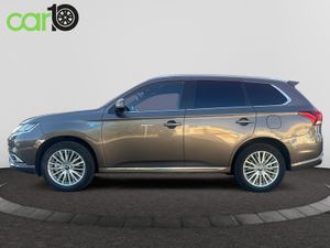 Mitsubishi Outlander 2.4 PHEV Kaiteki Auto 4WD MY19.5  - Foto 43