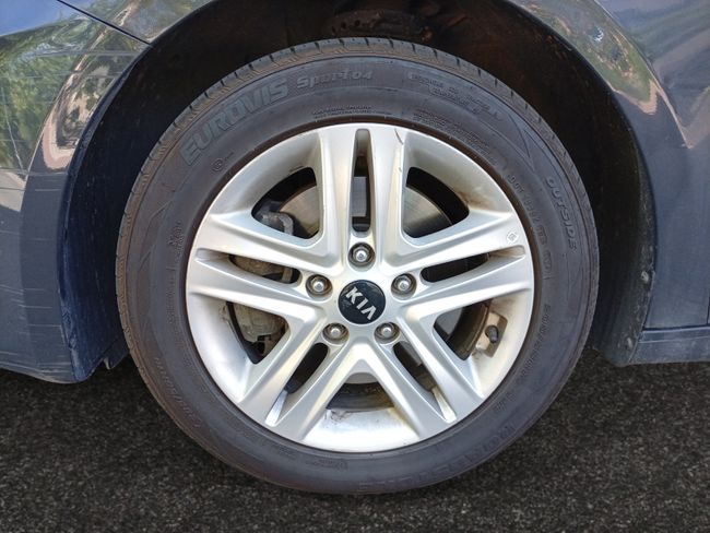 Kia Ceed 1.6 MHEV iMT 100kW (136CV) Drive  - Foto 23