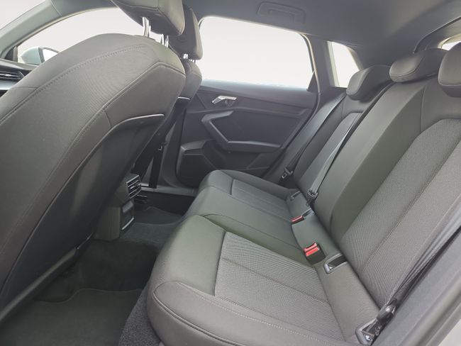 Audi A3 Sportback 30 TFSI 81kW (110CV) S tronic  - Foto 11