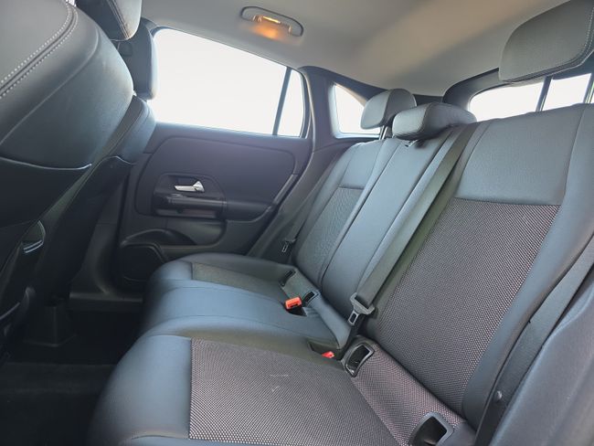 Mercedes GLA GLA 200 D  - Foto 11
