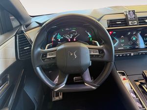 DS DS 7 1.6 E-Tense 300 PERF. LINE Auto 4WD  - Foto 19