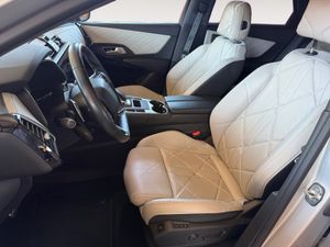 DS DS 7 1.6 E-Tense 300 PERF. LINE Auto 4WD  - Foto 13