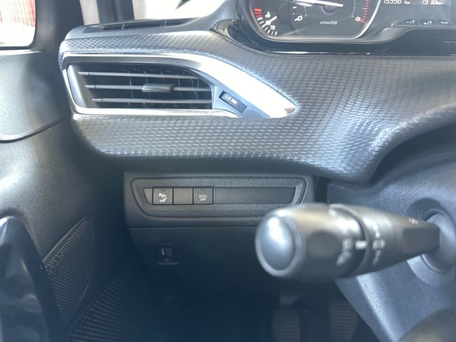 Peugeot 2008 Active BlueHDI 100 S&S BVM6  - Foto 22