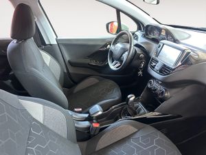 Peugeot 2008 Active BlueHDI 100 S&S BVM6  - Foto 29