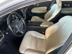 Volvo V60 2.0 D3  - Foto 13