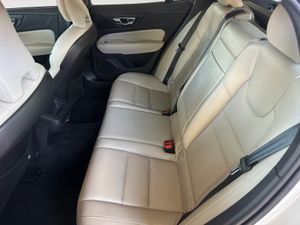 Volvo V60 2.0 D3  - Foto 25