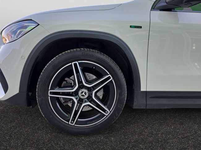 Mercedes GLA GLA 250 e AMG LINE  - Foto 14