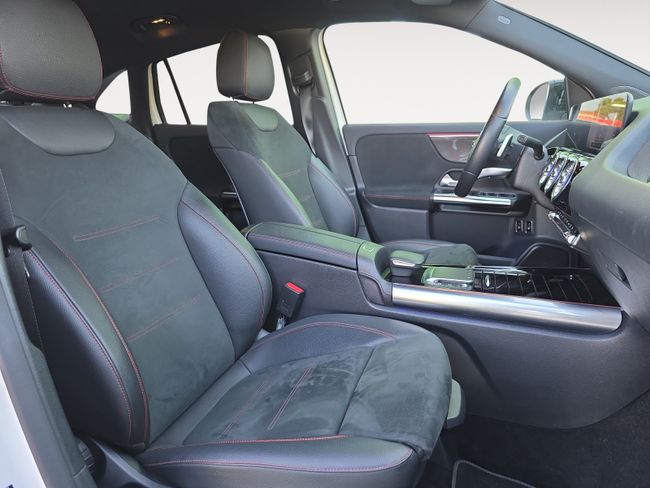 Mercedes GLA GLA 250 e AMG LINE  - Foto 15