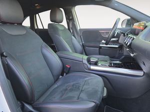 Mercedes GLA GLA 250 e AMG LINE  - Foto 27