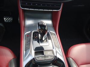 MG eHS 1.5T-GDI PHEV Luxury  - Foto 35
