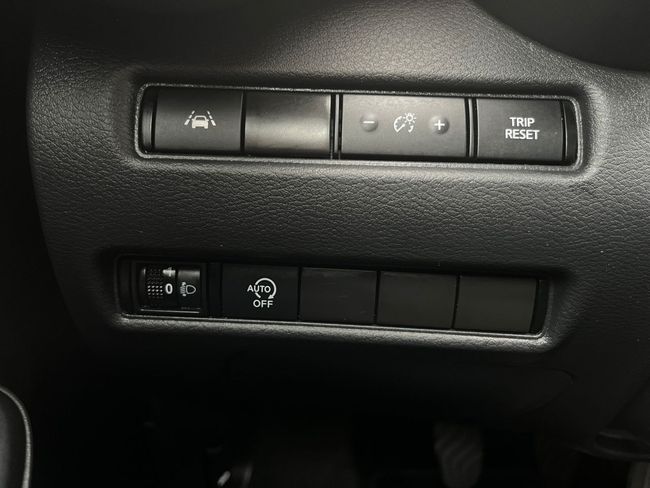 Nissan Juke DIG-T 86 kW (117 CV) 6 M/T N-CONNECTA  - Foto 18