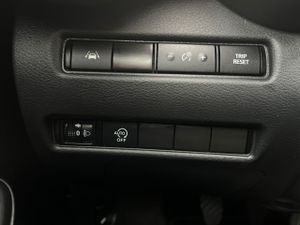 Nissan Juke DIG-T 86 kW (117 CV) 6 M/T N-CONNECTA  - Foto 33