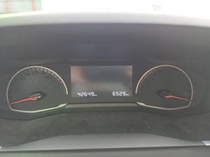 Peugeot 2008 Active Puretech 100 S&S BVM6  - Foto 33