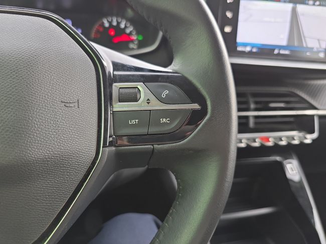 Peugeot 2008 Active Puretech 100 S&S BVM6  - Foto 16