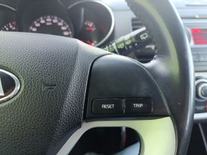 Kia Picanto 1.0 CVVT Tech  - Foto 31
