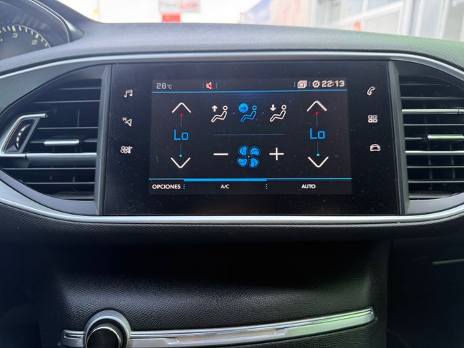 Peugeot 308 SW Style BlueHDi 130 S&S 6 Vel. MAN  - Foto 16